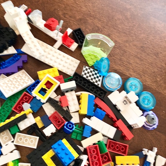 Lego, 3 Pounds, Assorted, Bulk, AUTHENTIC LEGO, Very Clean, Good Condition - Picture 11 of 13